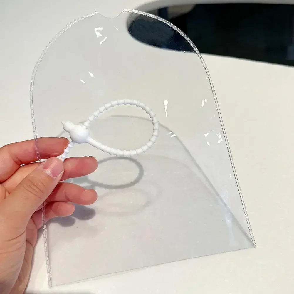 ポータブル透明PVCオーガナイザーボックス防塵保護カバー防水汚れ防止キーチェーンバッグlabubu人形の衣装用